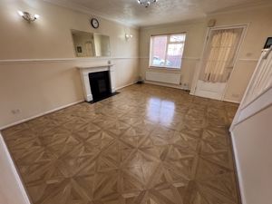 Photo 25- click for photo gallery